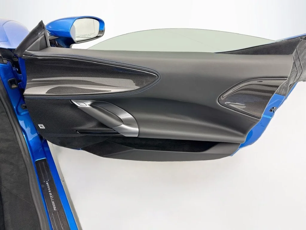Used 2022 Blu Corsa Ferrari  image 30