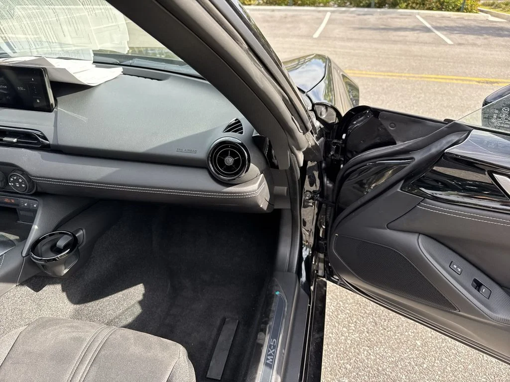 2026 Mazda MX-5 Miata Club - Photo 21