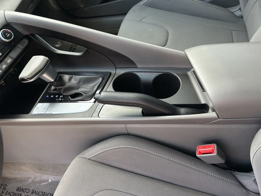 Used 2023 Silver Hyundai SEL image 20
