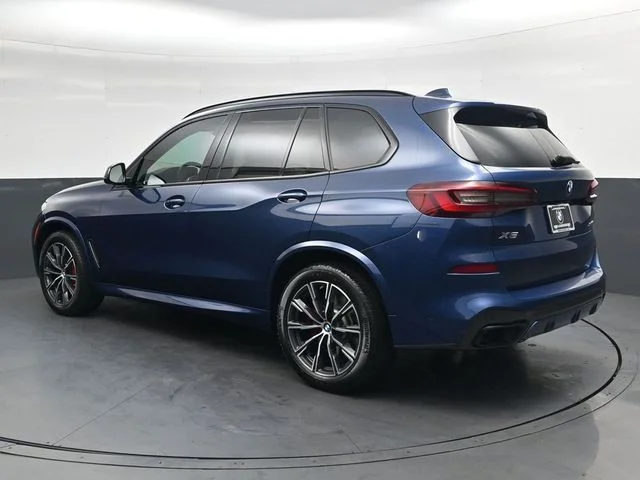 Used 2021 Blue BMW xDrive40i image 7