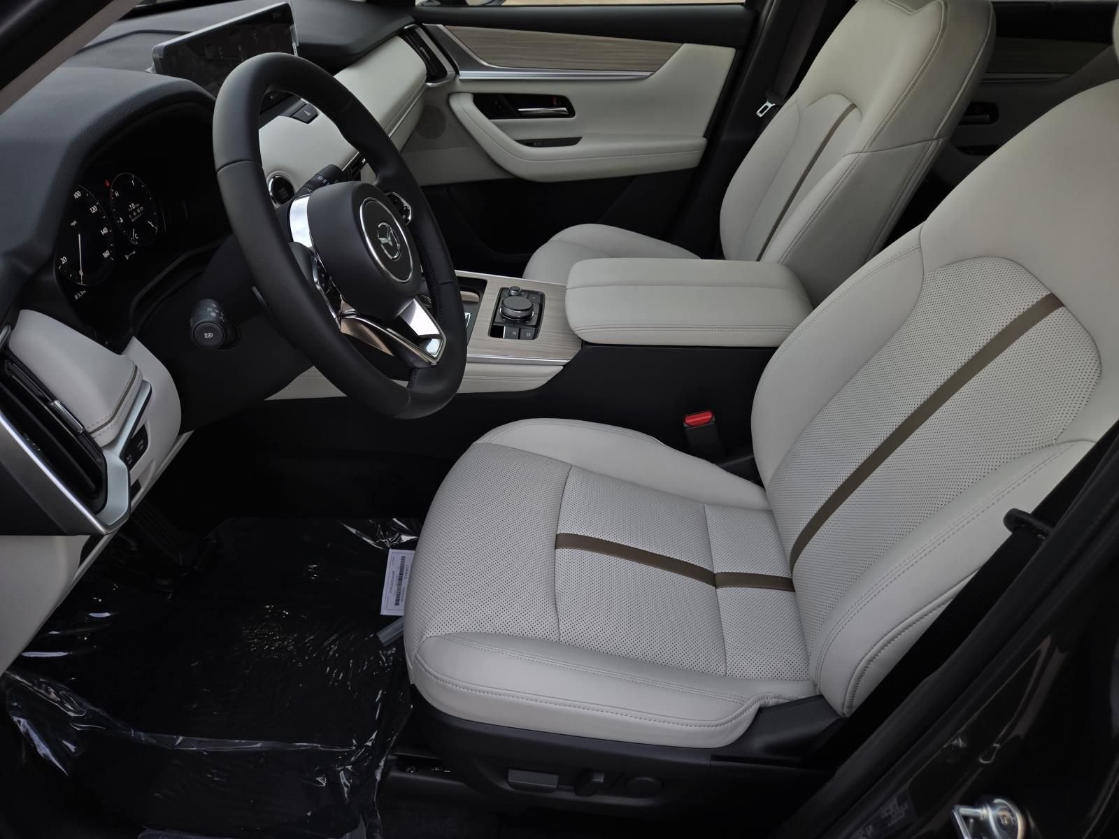 2026 Mazda CX-90 Premium Plus Package - Photo 17