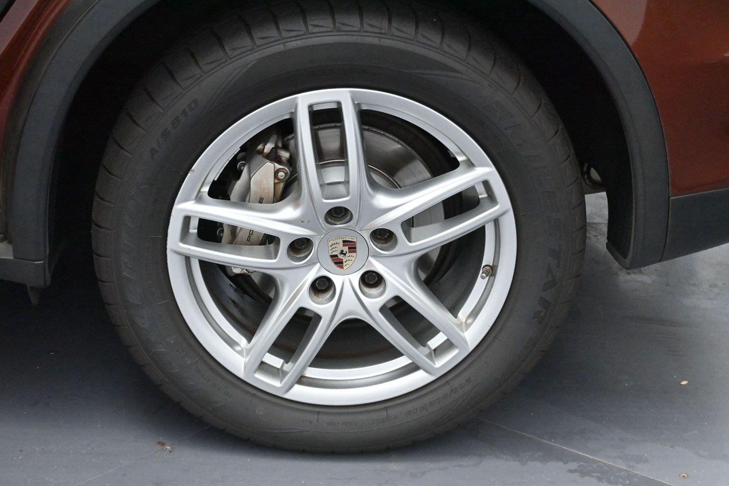 Used 2012 Auburn Metallic Porsche S image 37