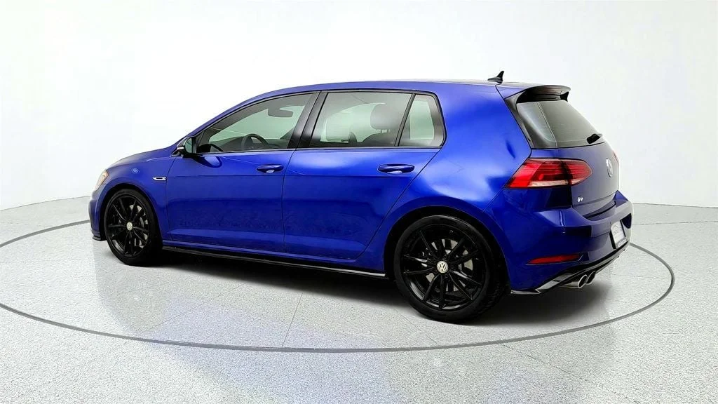 Used 2019 Lapiz Blue Metallic Volkswagen 2.0T Manual w/DCC/Nav image 7