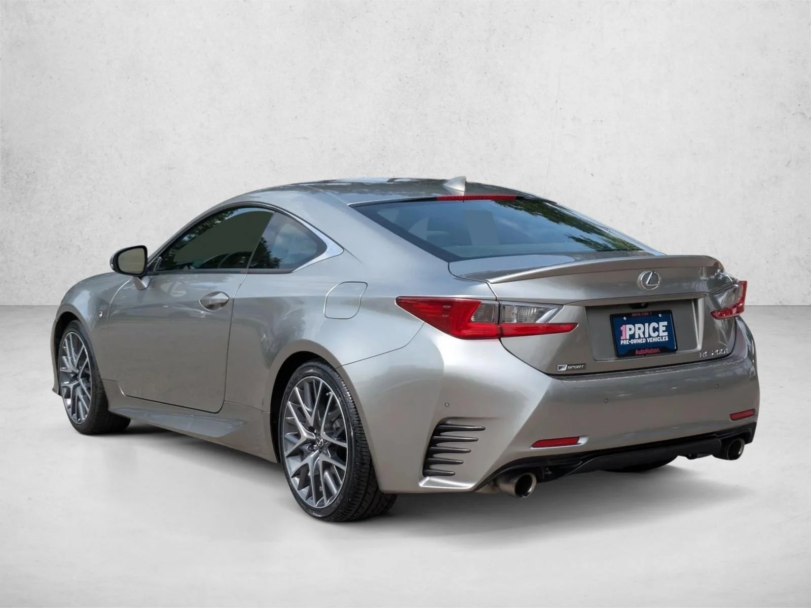 Used 2016 Atomic Silver Lexus  image 8