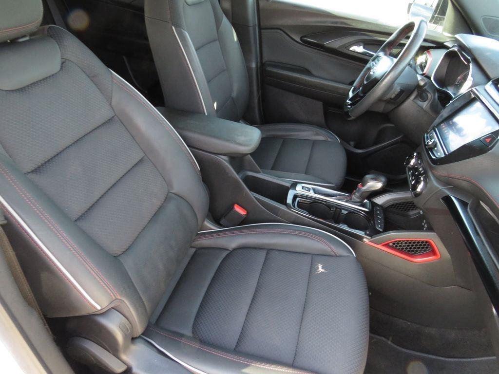 Used 2022 Summit White Chevrolet RS image 27