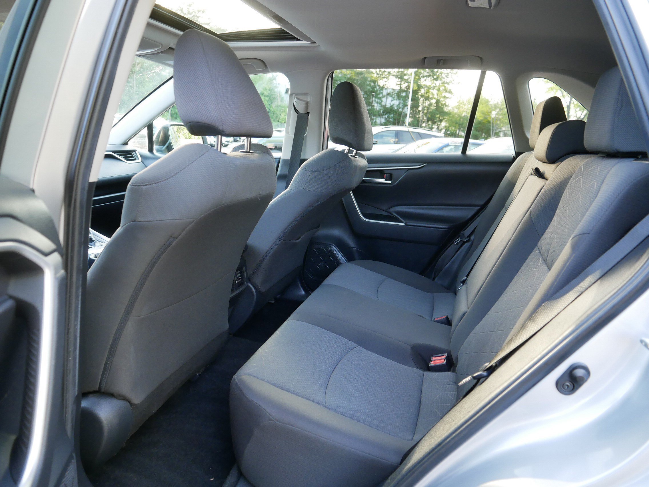 Used 2019 Silver Sky Metallic Toyota XLE image 36
