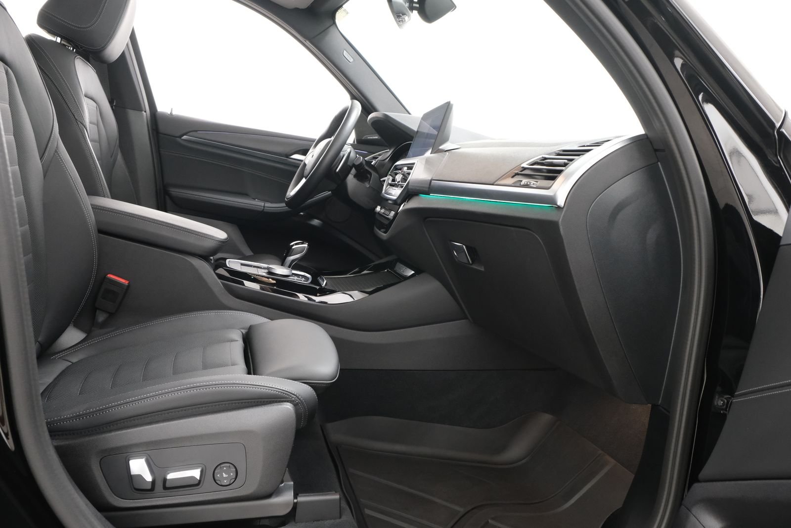 Certified Used 2023 Jet Black BMW xDrive30i image 41