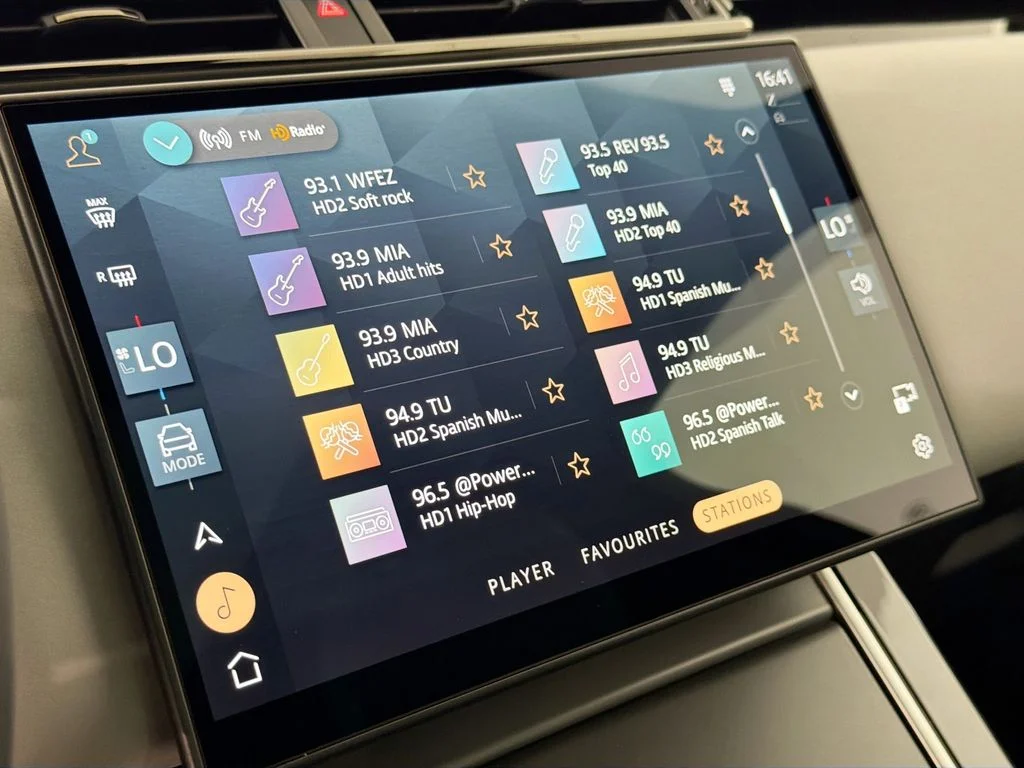 New 2026 Zadar Grey Land Rover S image 15