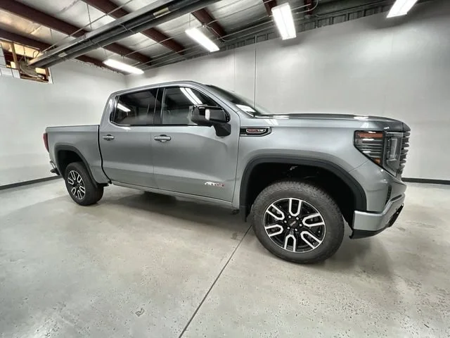 2026 GMC Sierra 1500 AT4 - Photo 9