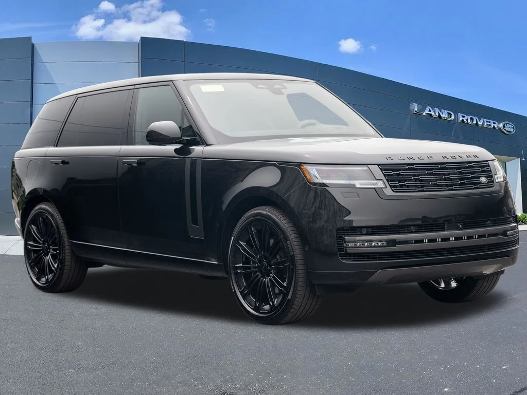 New 2026 Santorini Black Land Rover SE image 3