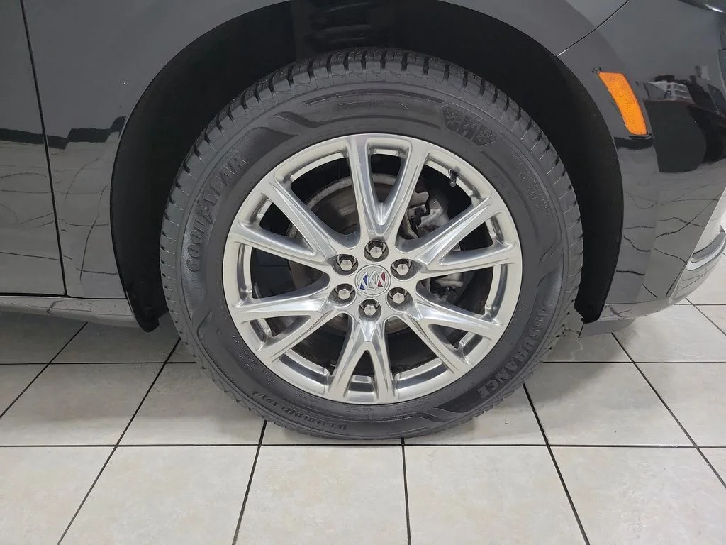 Used 2023 Black Buick Essence image 49