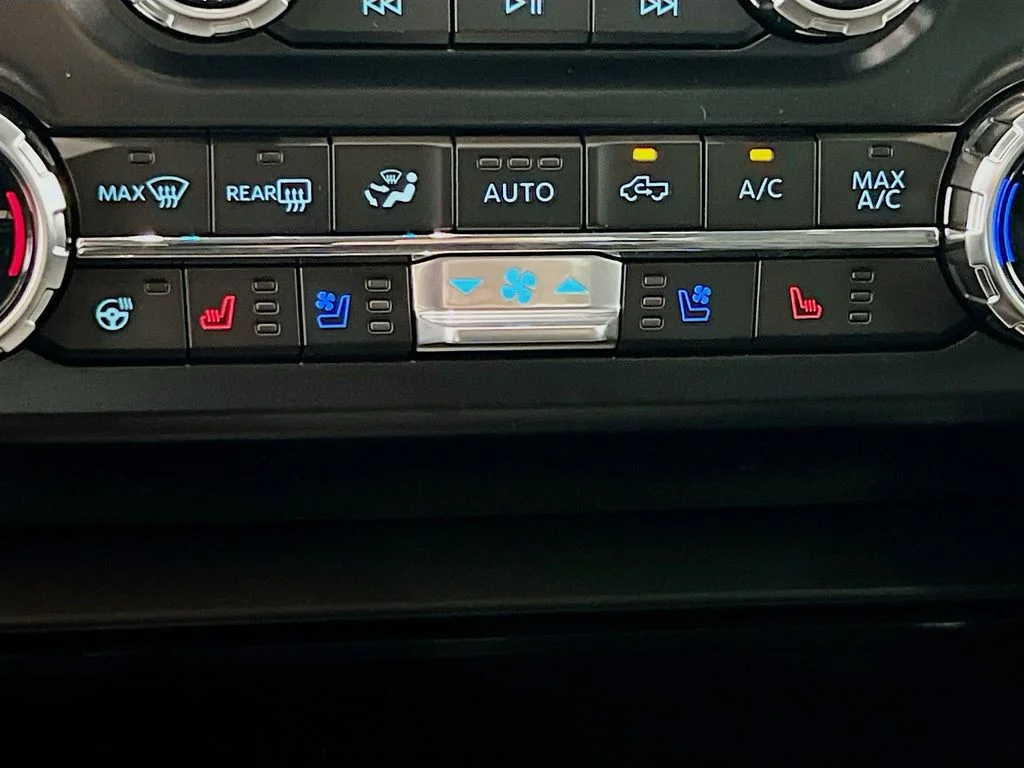 New 2026 Agate Black Metallic Ford Lariat image 24