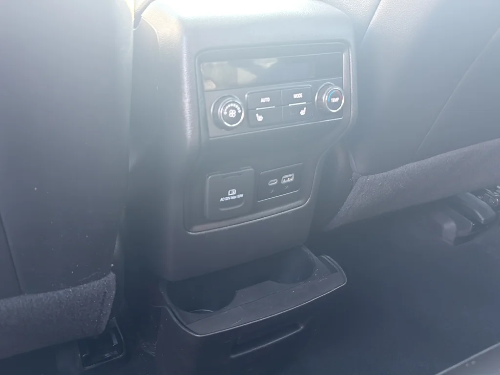 Used 2023 White GMC AT4 image 33