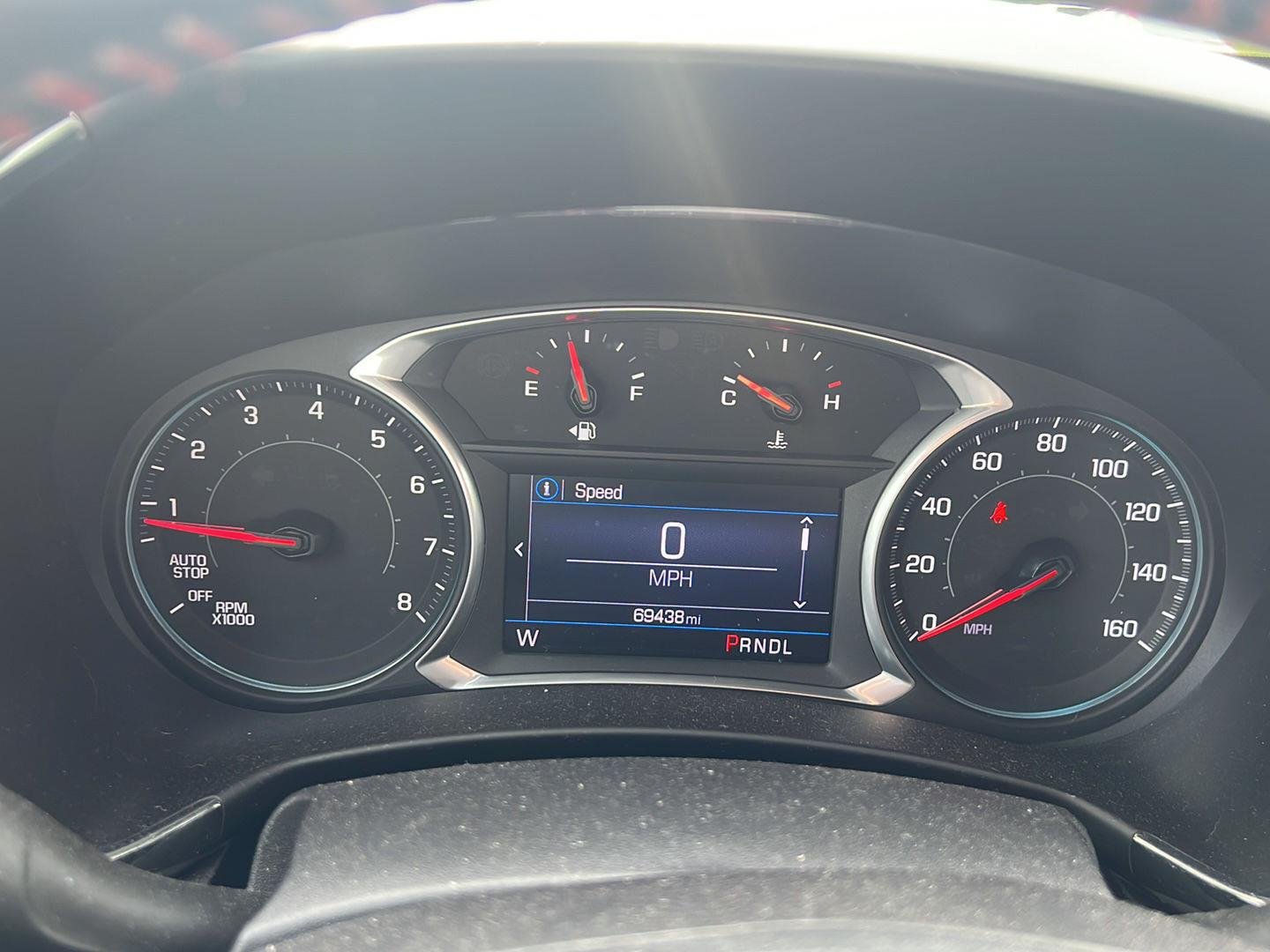 Used 2022 Summit White Chevrolet RS image 5