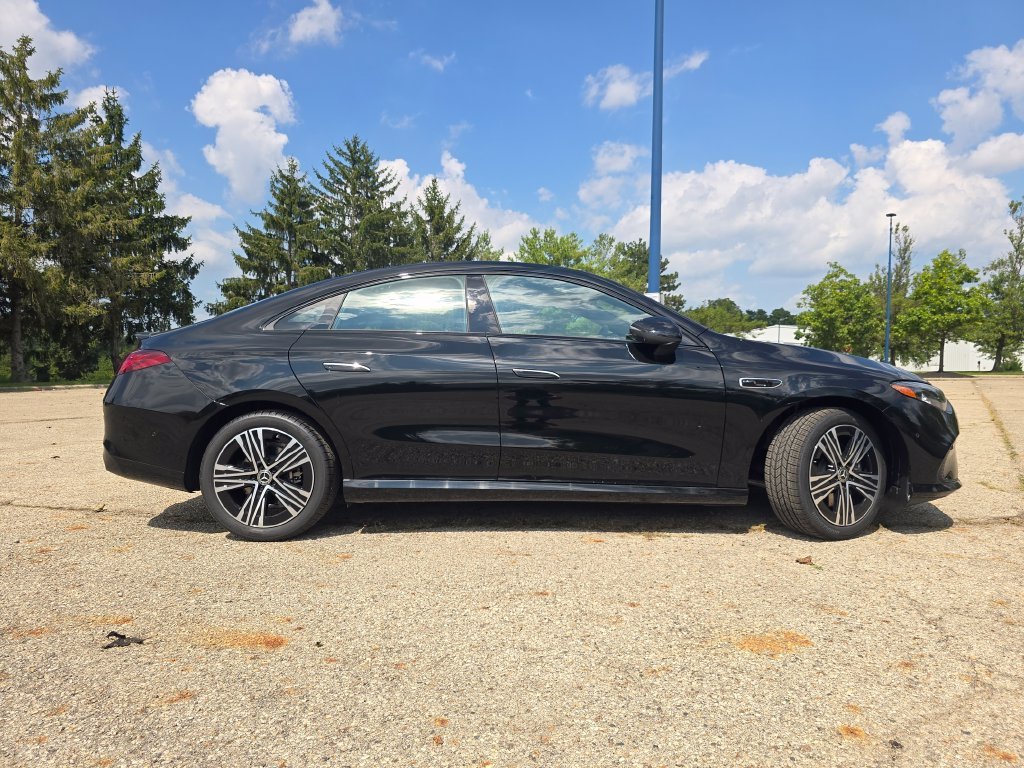New 2027 Night Black Mercedes-Benz CLA 220 image 53