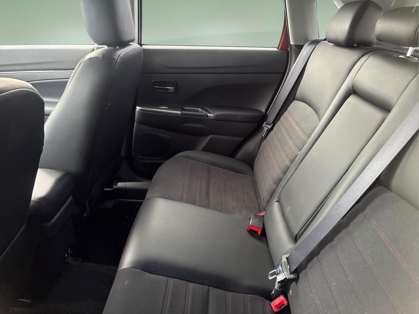 Used 2023 Sunshine Orange Metallic Mitsubishi ES image 6