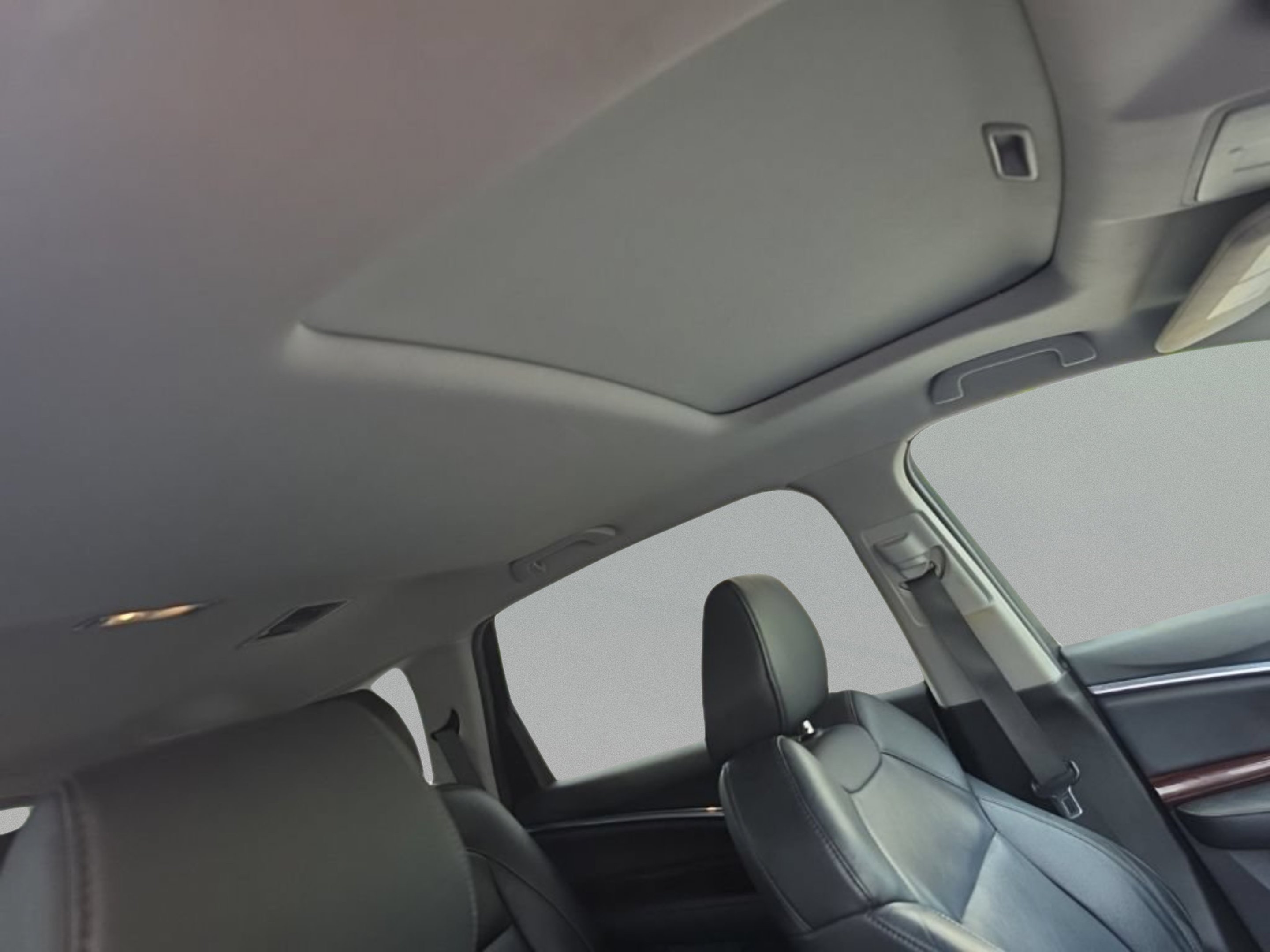 Used 2014 Silver Acura FWD image 34