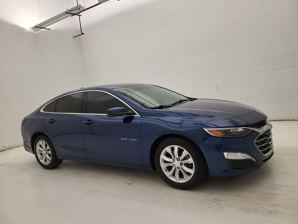 Used 2019 Chevrolet Malibu 1LT with VIN 1G1ZD5ST8KF112313 for sale in Muskogee, OK