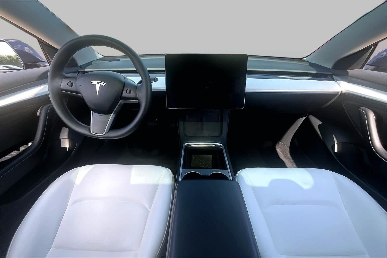 Used 2023 Midnight Silver Metallic Tesla  image 14