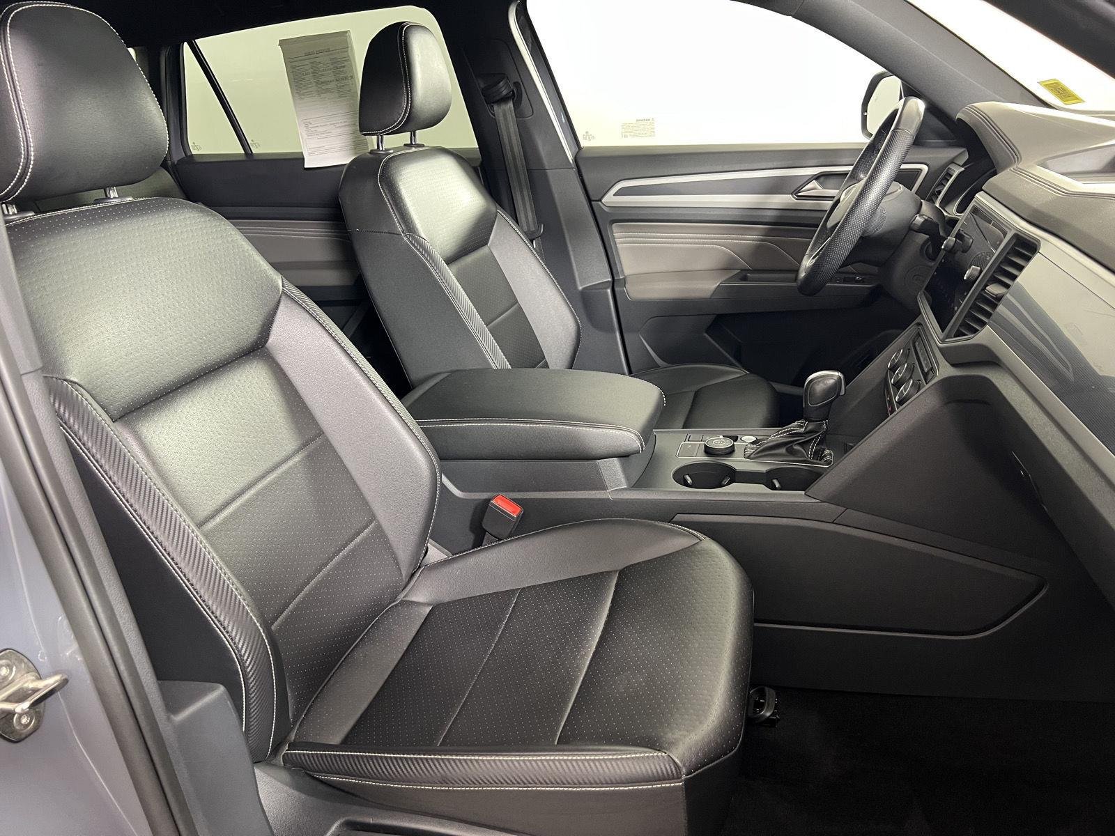 Used 2021 Pure Gray Volkswagen 3.6L V6 SE w/Technology R-Line image 22