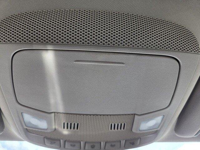 Used 2019 Ingot Silver Metallic Ford SEL image 21