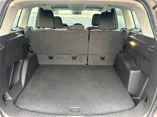 Used 2018 Blue Ford S image 19