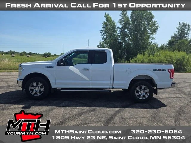 Used 2017 White Ford XLT image 5