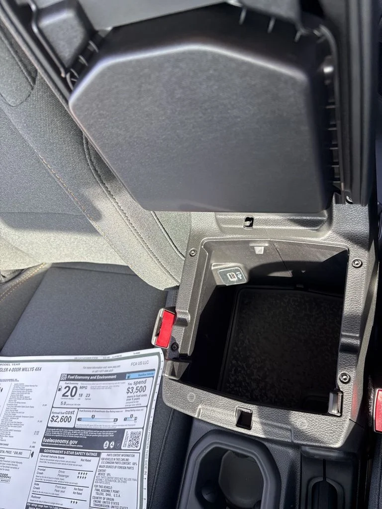 2025 Jeep Wrangler 4-Door Willys - Photo 22