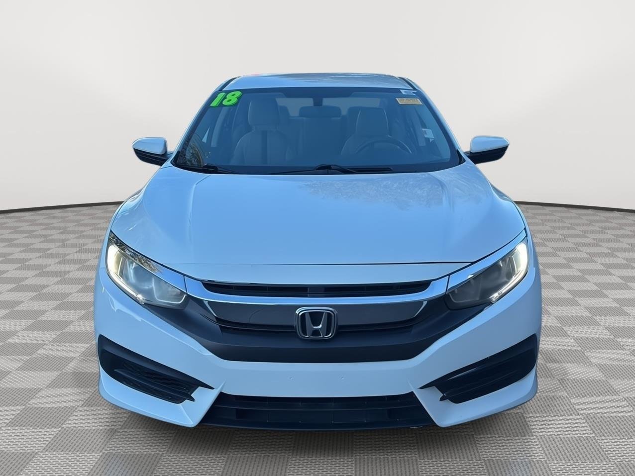Used 2018 Taffeta White Honda LX image 7