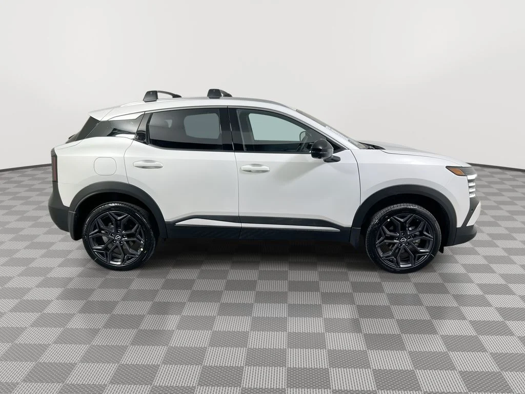 New 2026 White Nissan SR image 9