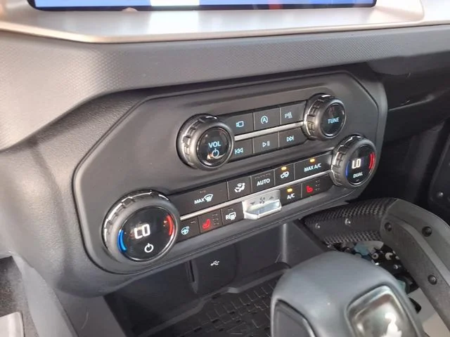 Used 2024 White Ford Raptor image 26