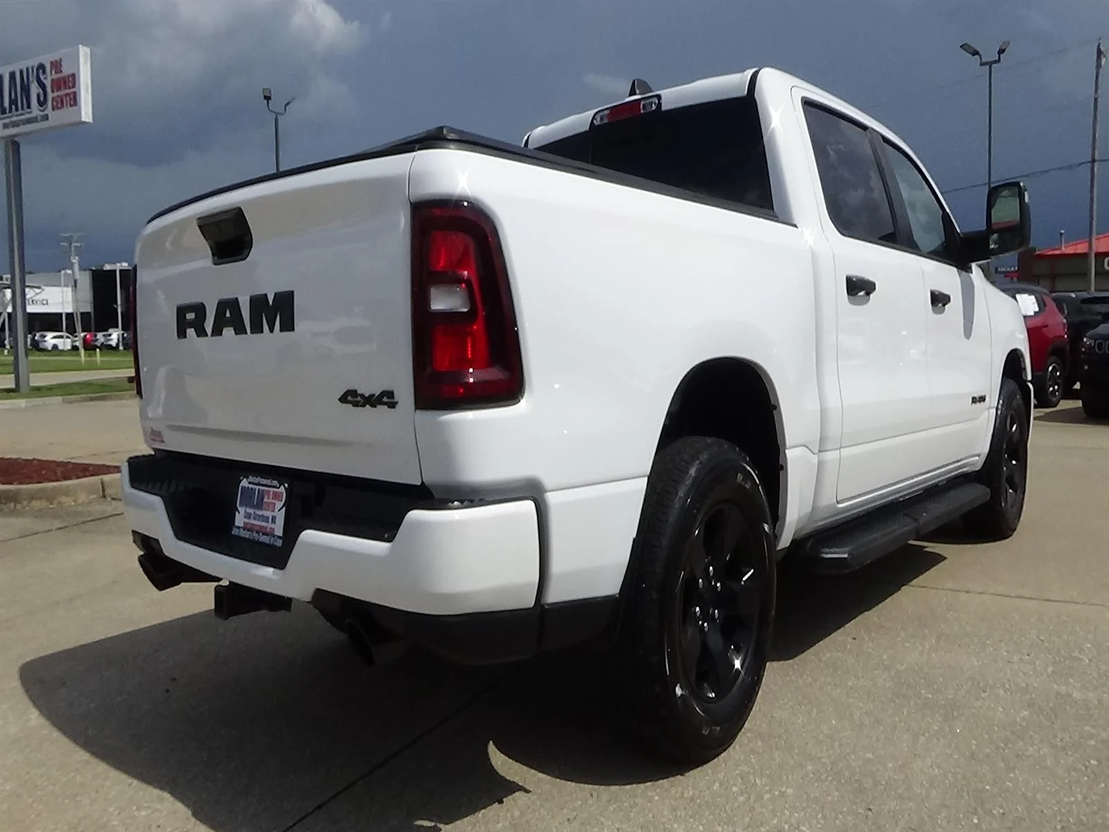 Certified Used 2025 Bright White Clear Coat (pw7) RAM Tradesman image 6