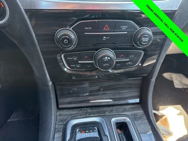 Used 2018 Steel Metallic Chrysler Touring image 22