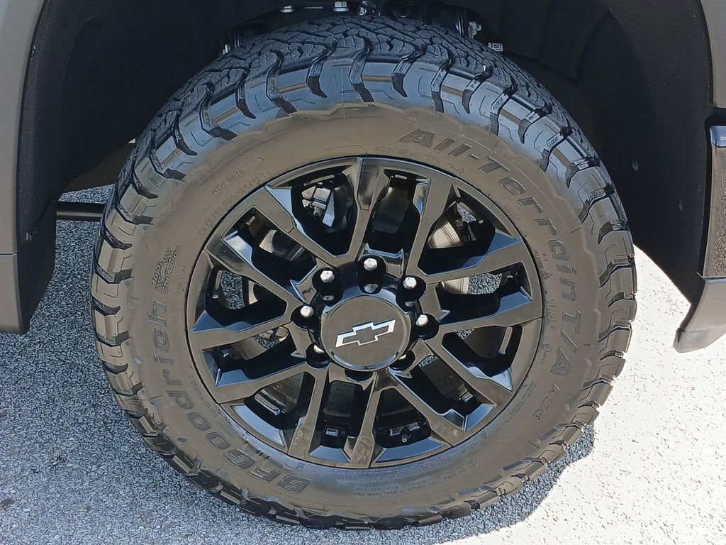 2025 Chevrolet Silverado 2500HD LT - Photo 21