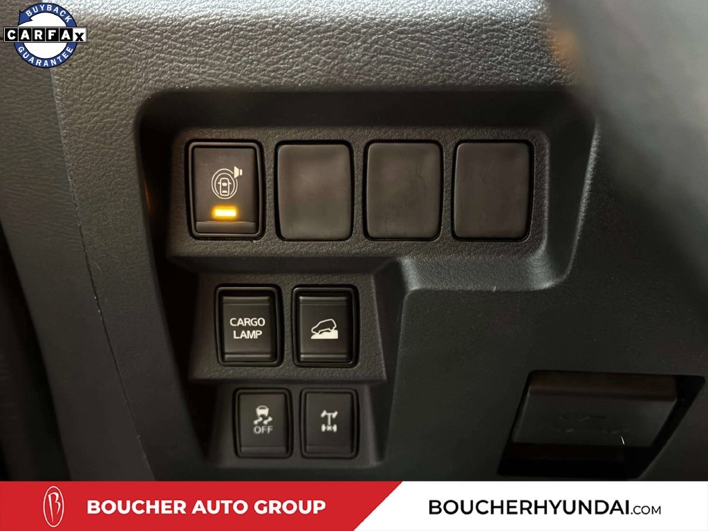 Used 2023 Boulder Gray Pearl Nissan PRO-4X image 19