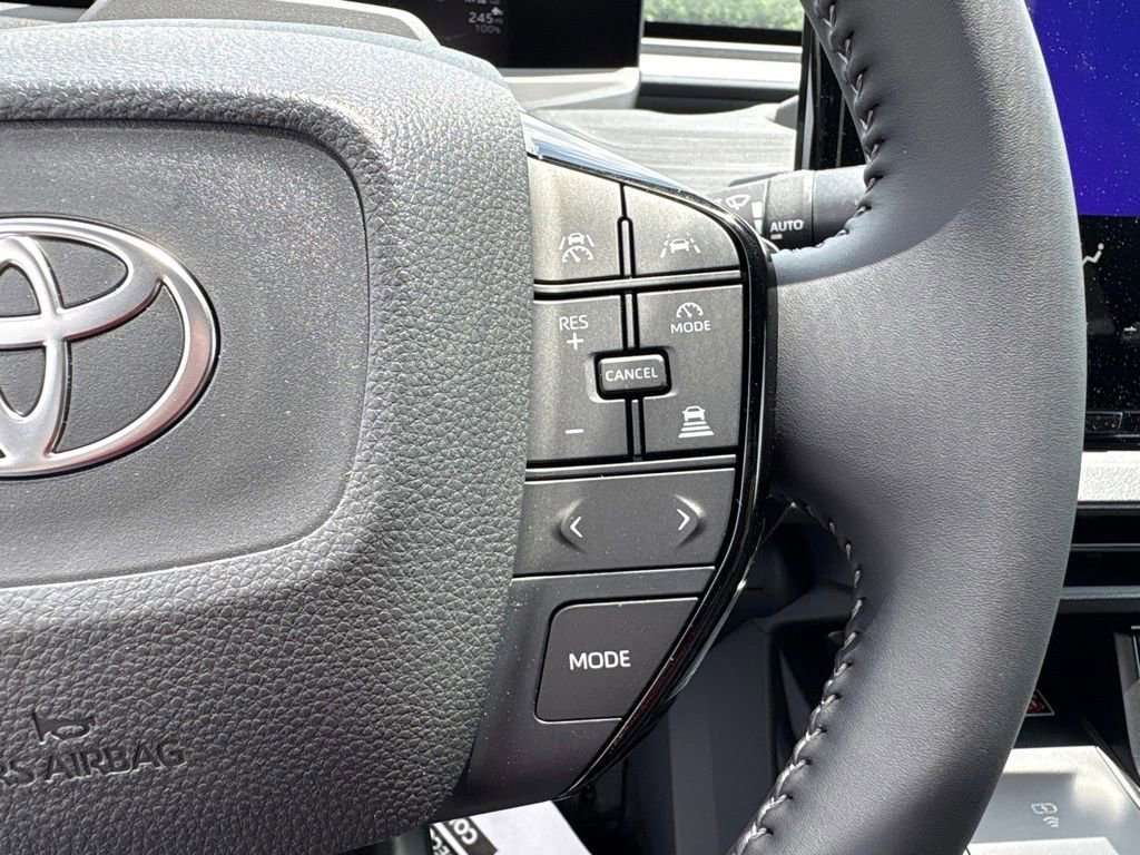 New 2026 Wind Chill Pearl Toyota SE image 10