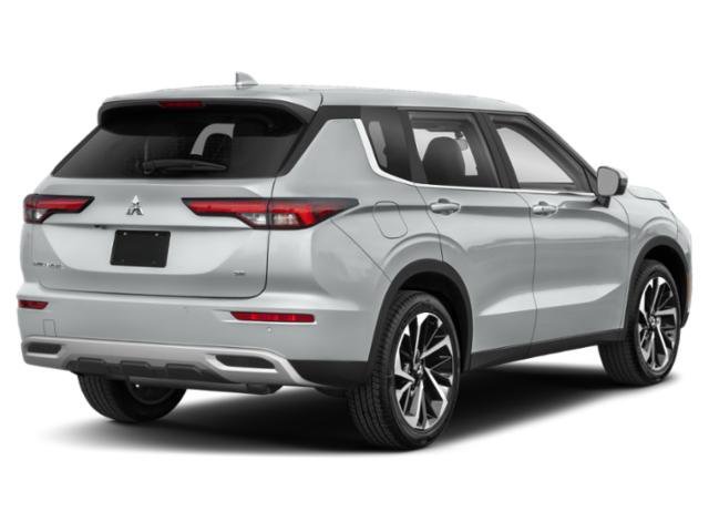 Used 2022 Black Mitsubishi SE image 2