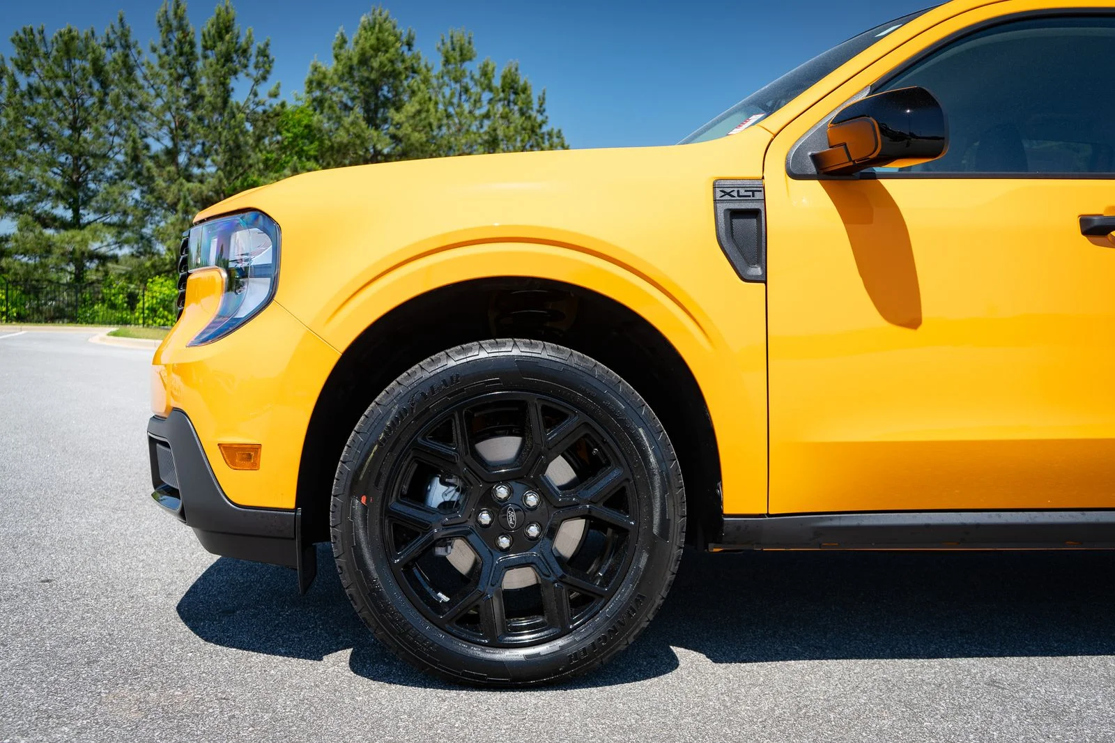 New 2026 Orange Fury Metallic Tri-Coat Ford XLT image 4