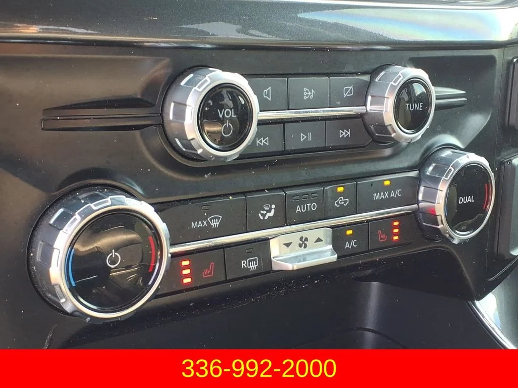 Used 2023 Black Ford XLT image 10