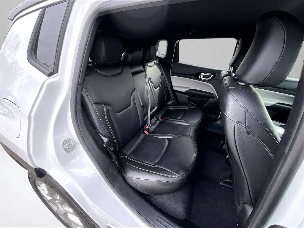 Used 2025 White Jeep Limited image 28
