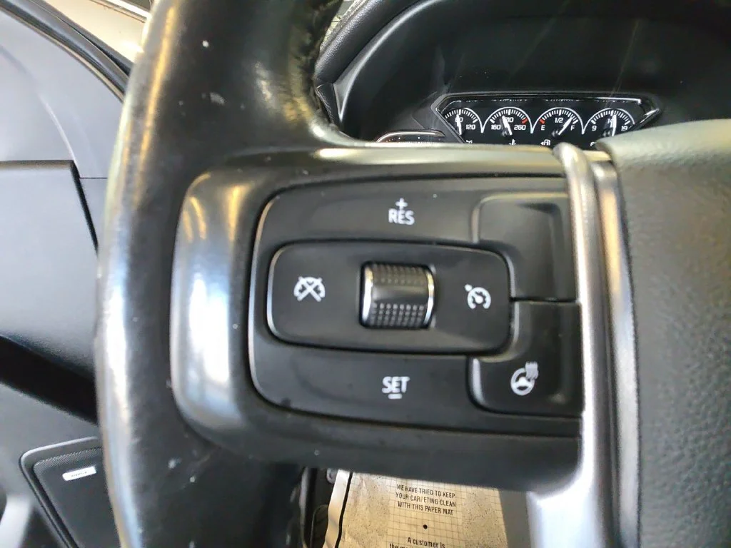 Used 2021 Black GMC Elevation image 26