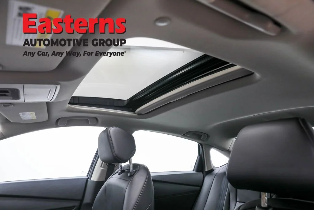 Used 2024 Gray Honda EX-L image 33