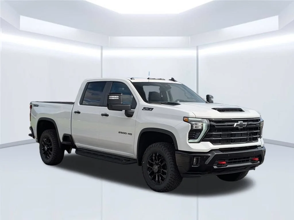 New 2026 Summit White Chevrolet LT image 9
