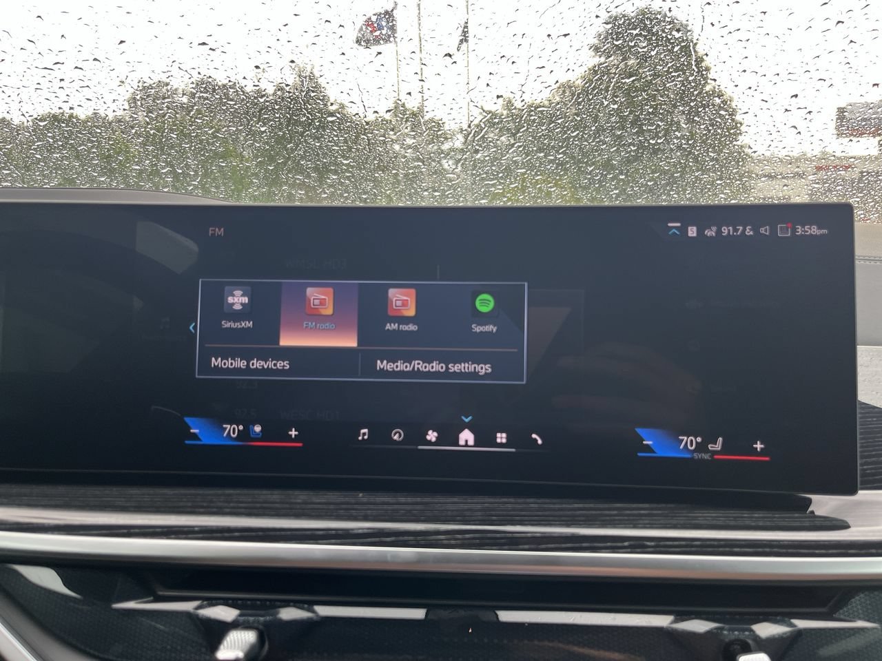 New 2026 Black Sapphire Metallic BMW xDrive40i image 24