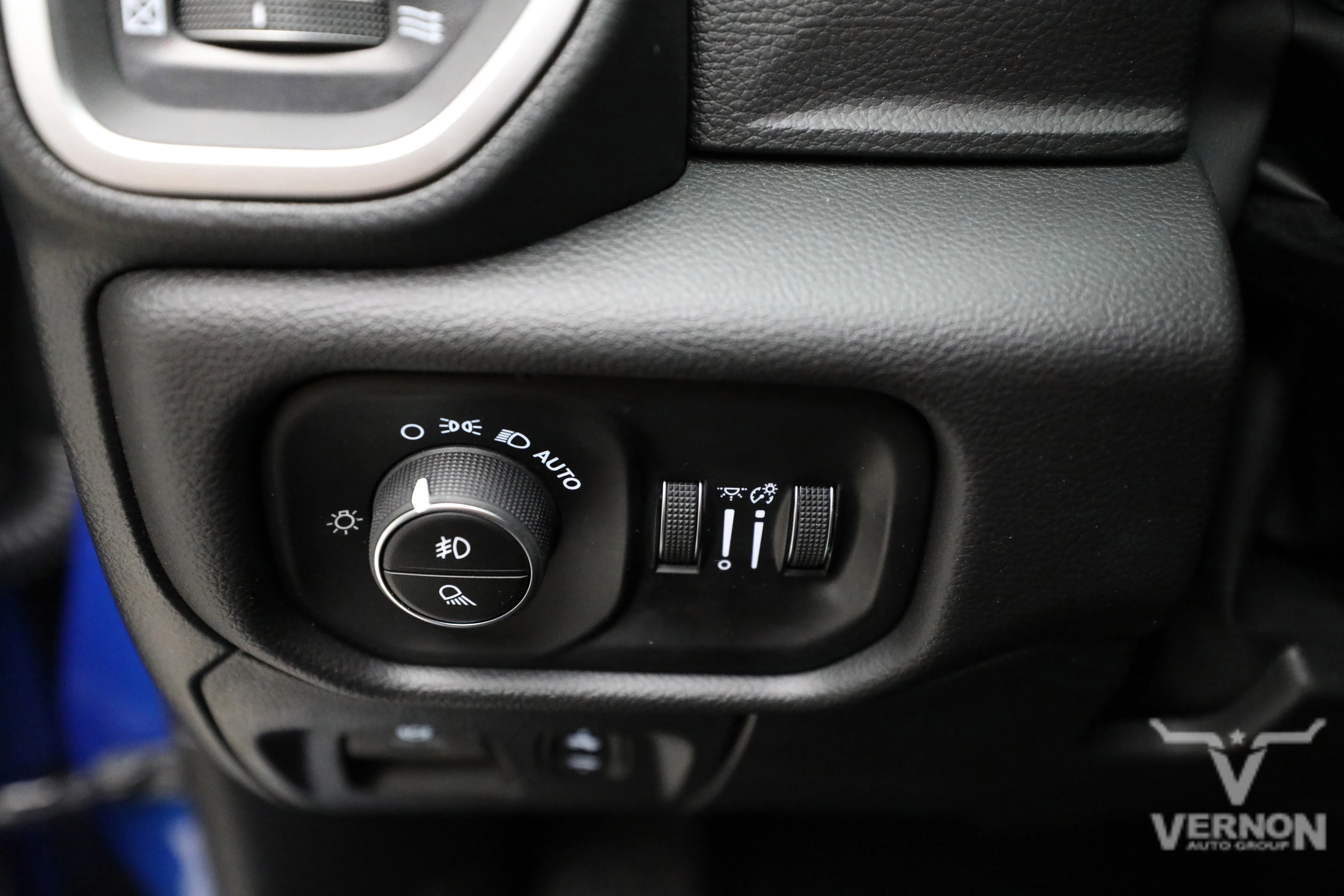 New 2026 Ram 1500 SLT Lonestar Crew Cab 4x4