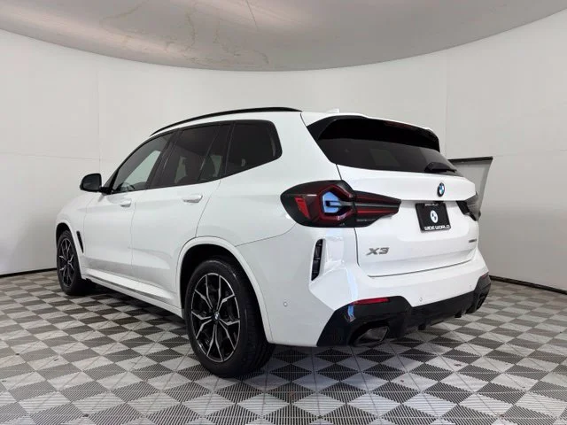 Used 2024 Alpine White BMW xDrive30i image 5