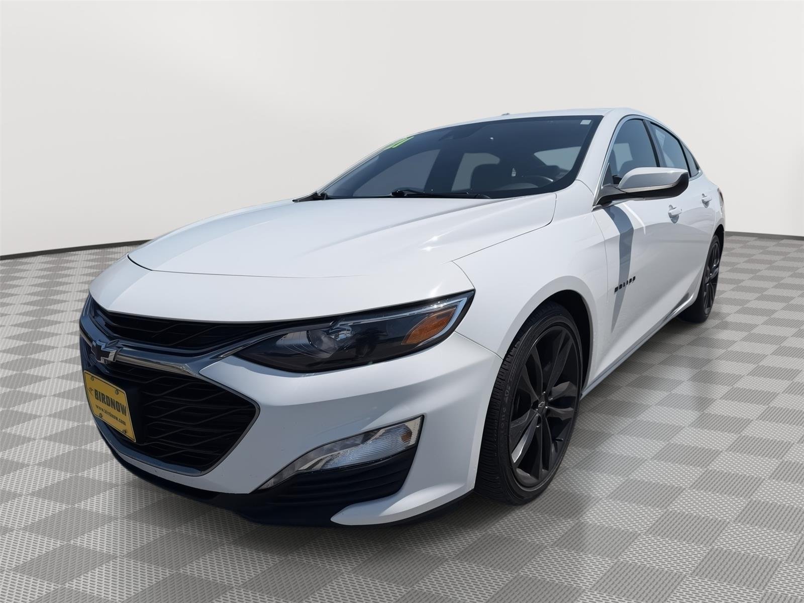 Used 2021 Chevrolet Malibu 1LT with VIN 1G1ZD5ST7MF033413 for sale in Monona, IA