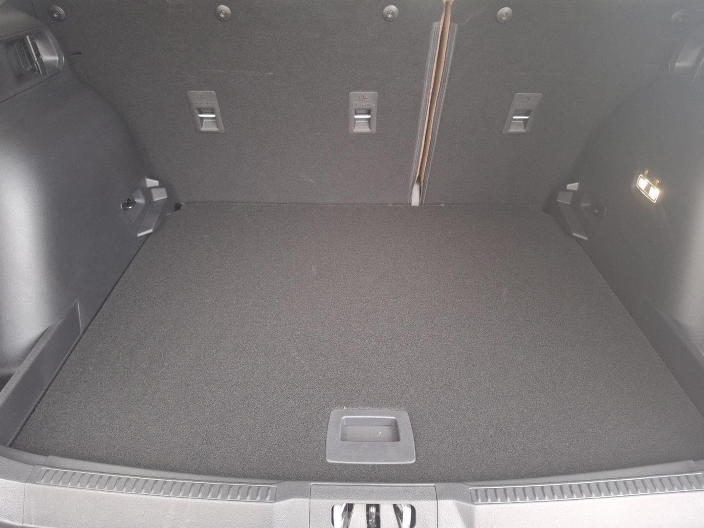 New 2025 Azure Gray Metallic Tri-Coat Ford Outer Banks® image 50