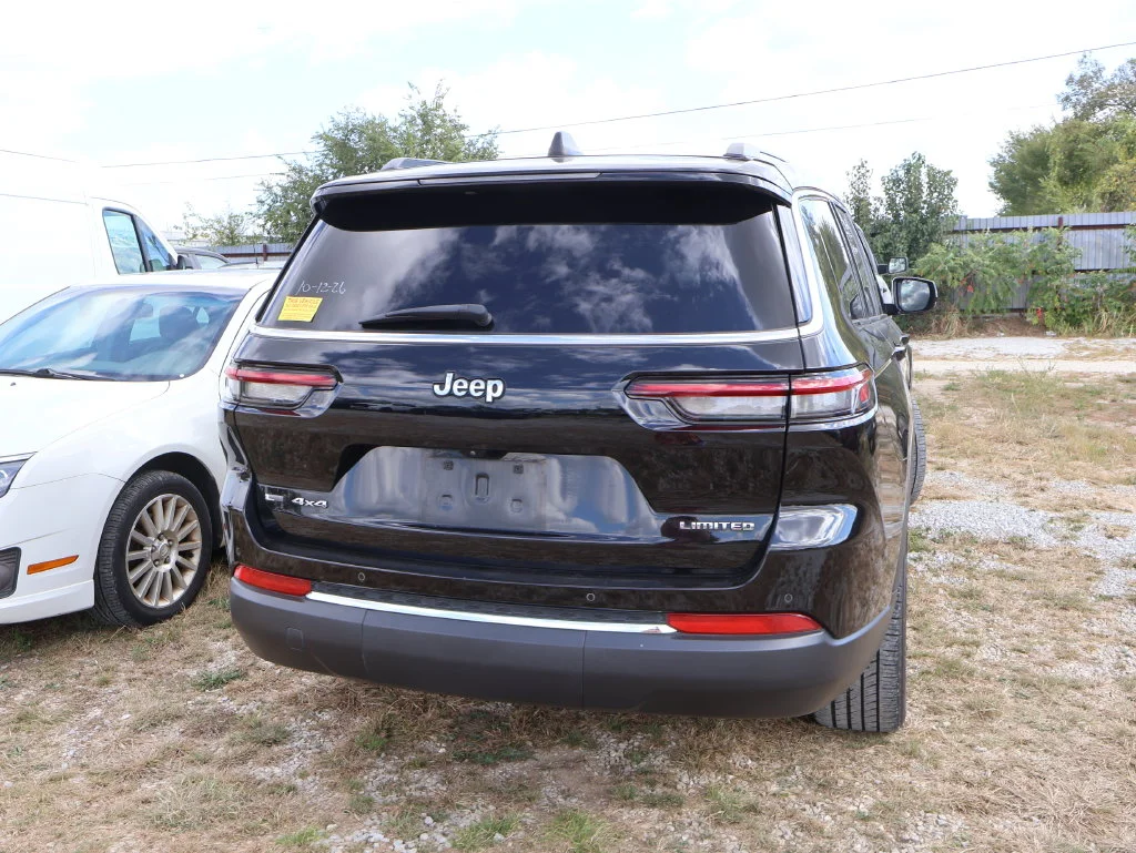 Used 2021 Black Jeep Limited image 18