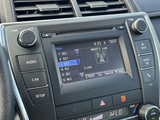 Used 2017 Gray Toyota LE image 3